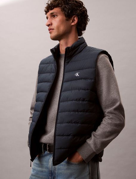 Жилетка Calvin Klein Ripstop Packable Puffer Vest 4RD578G 410 PPK 4RD578G 410 PPK фото